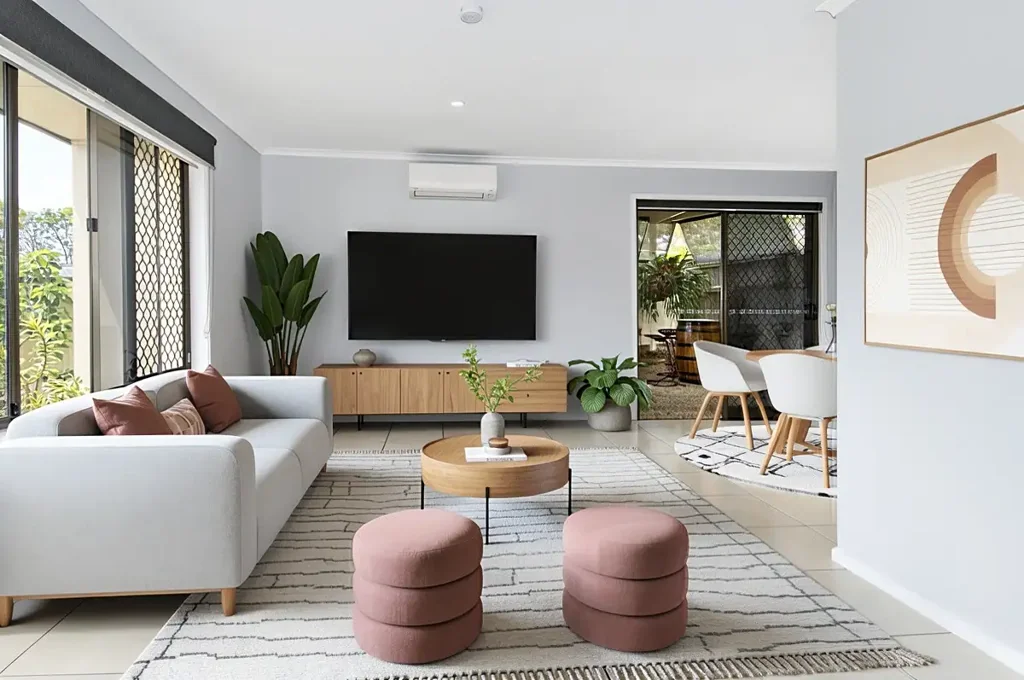 Helensvale 3 Bedroom RENOVATED FAMILY HOME IN QUIET CU-DE-SAC