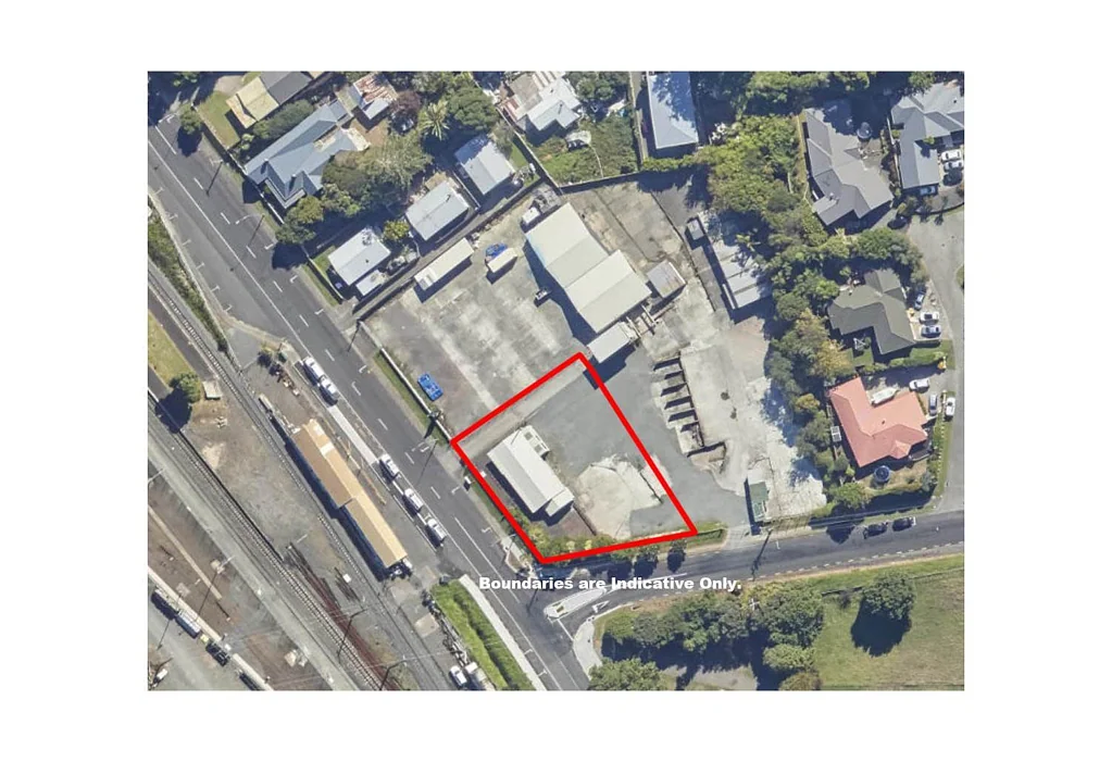 Pukekohe  YARD WITH OFFICE