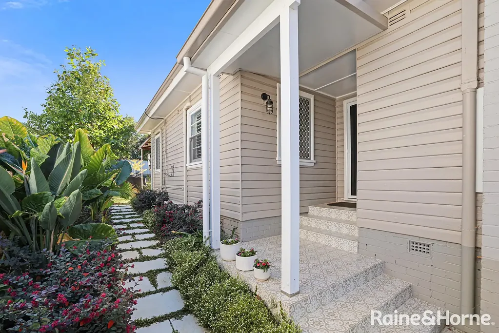 Cute & Charming situated in East Tamworth