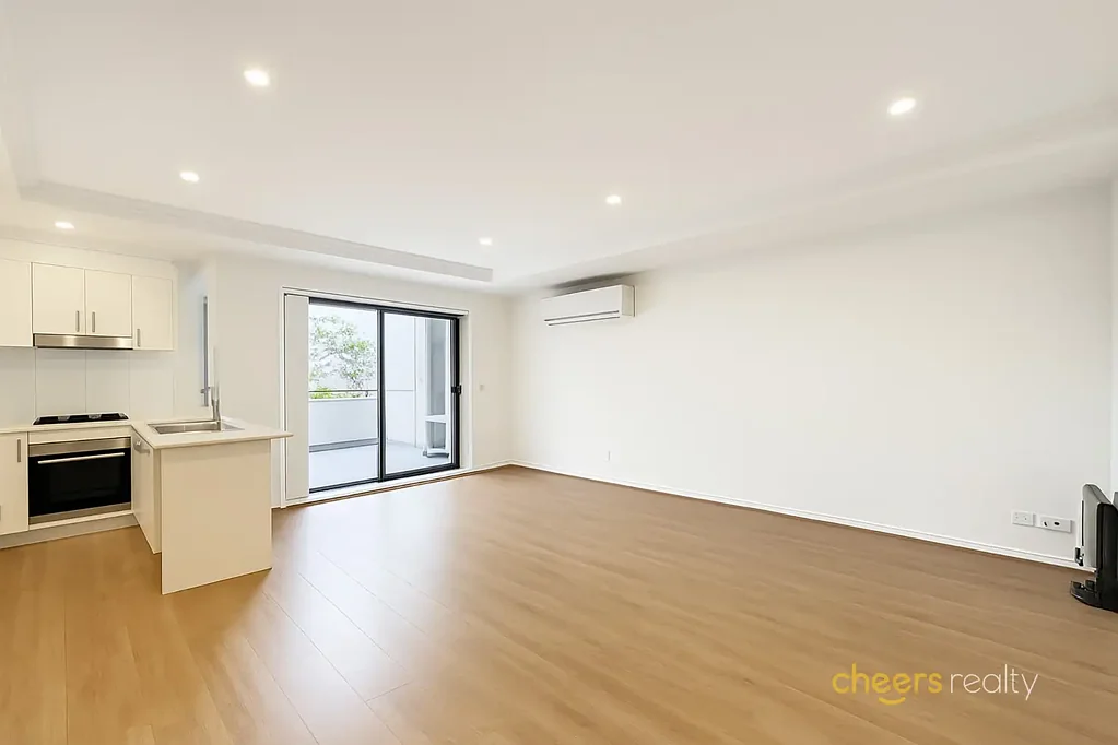 Quiet & Spacious 2 Bedroom Apartment Off-Facing the Main Roads