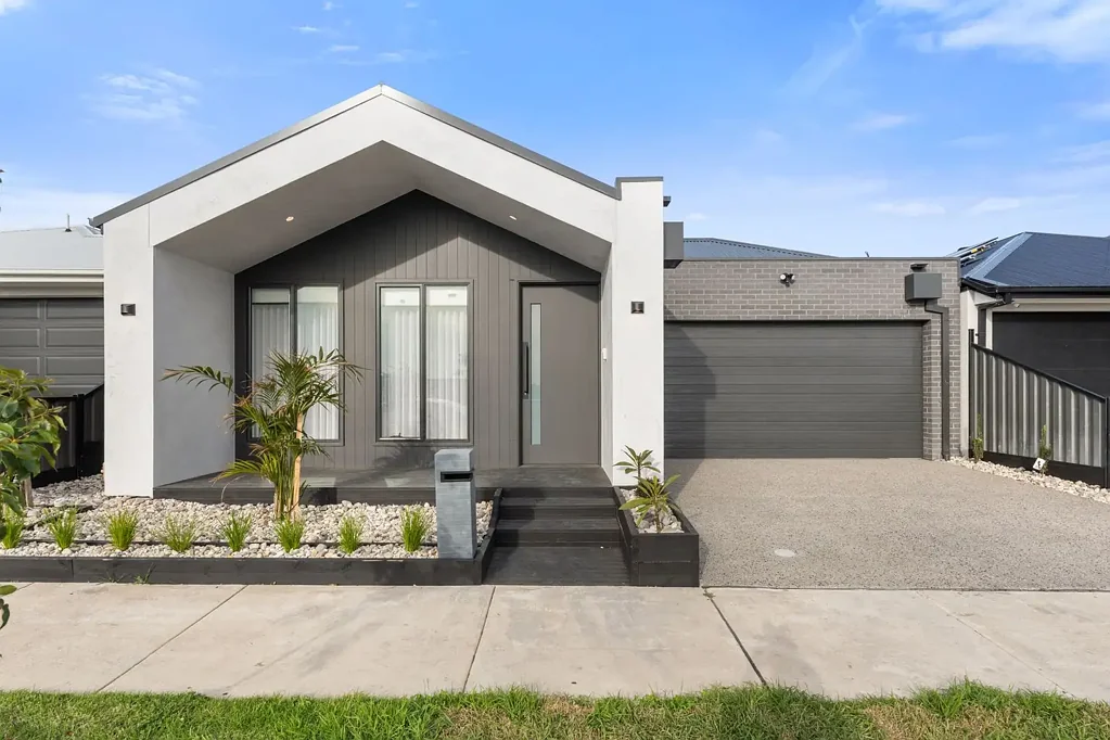16 Aintree Street, Craigieburn, VIC 3064