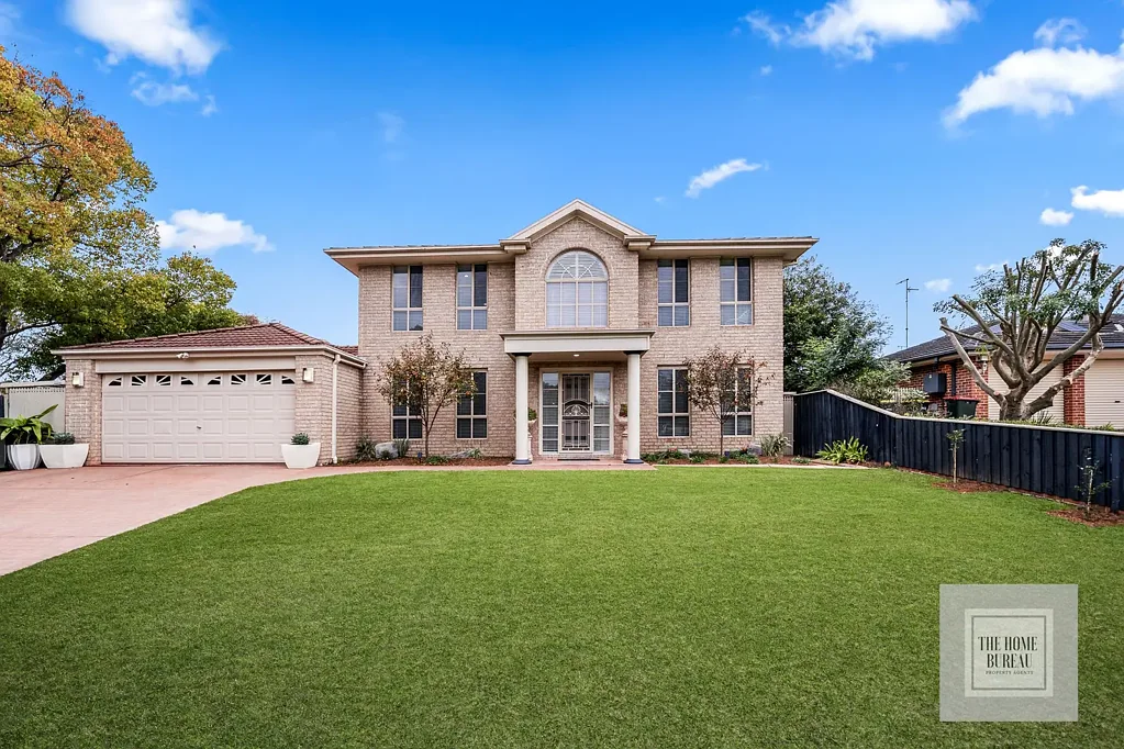 Rouse Hill 5 Bedroom The Pinnacle - Huge Family Home on 700m2