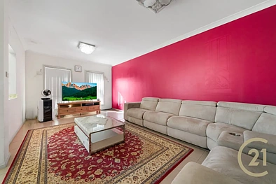 2B Morison Drive, Lurnea, NSW 2170, 4 Bedrooms, 3 Bathrooms, House