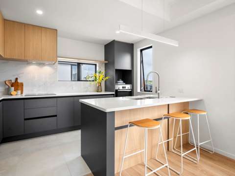 Flat Bush 3部屋 One of the Most Affordable 3-Bedrooms in Flat Bush