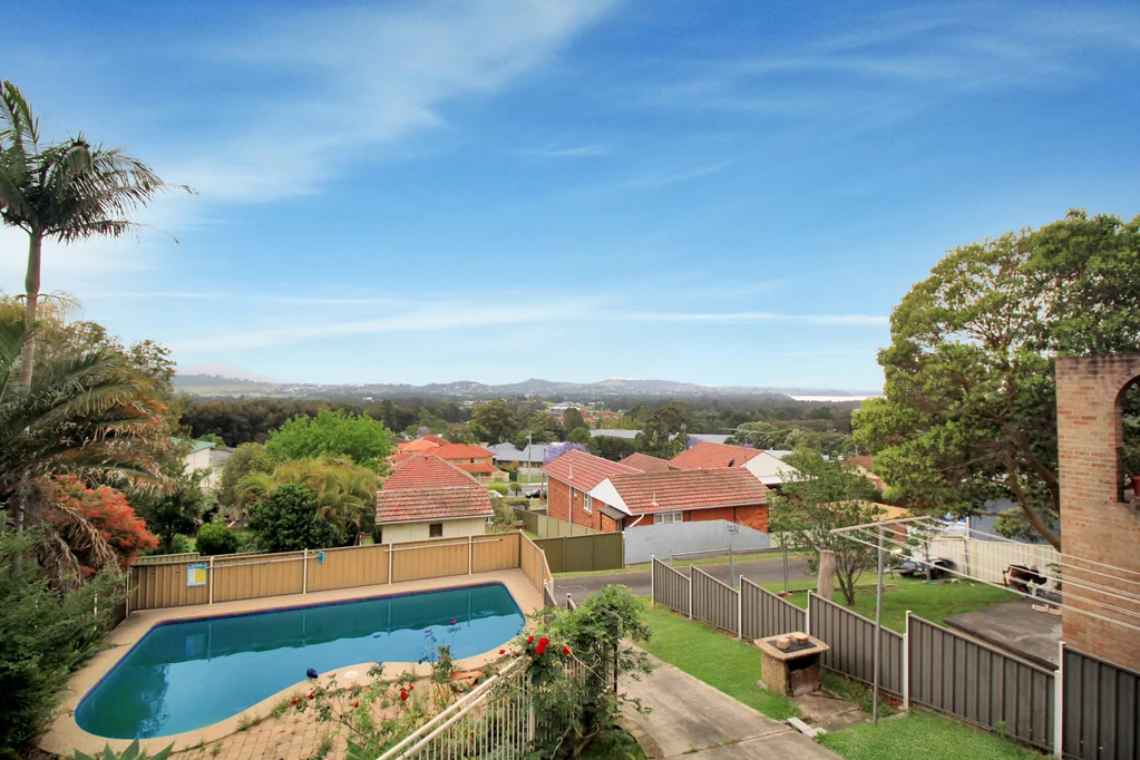 36 Tait Avenue, Kanahooka, NSW 2530