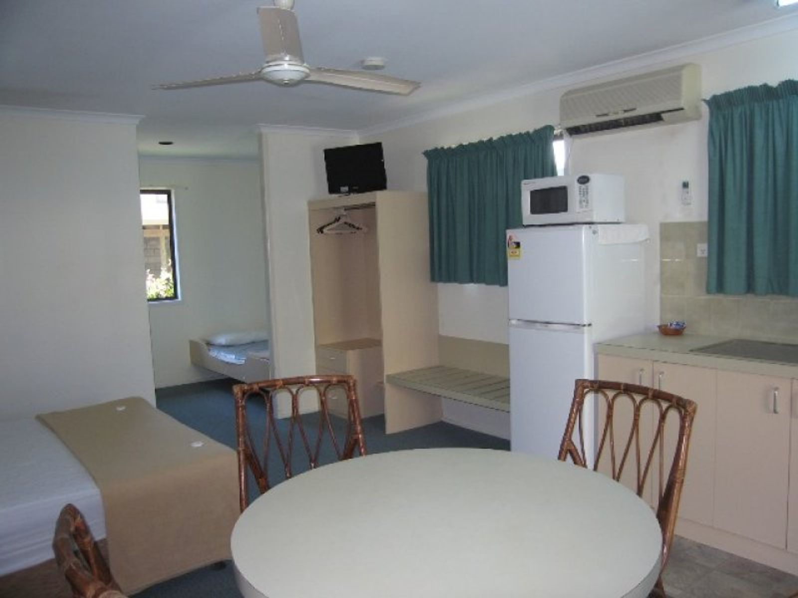 UNIT 34 5 BRIDGE RD, EAST MACKAY QLD 4740, 0 chambres, 0 salles de bain, Unit