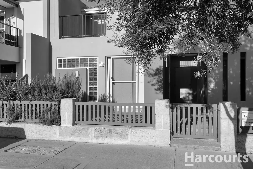 1/16 Cottage Street, Mandurah, WA 6210