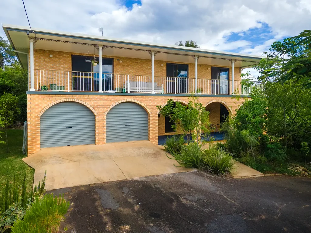 13 Meghan Crescent, Qunaba, QLD 4670