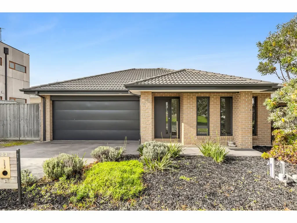 33 Mirri Drive, Torquay, VIC 3228