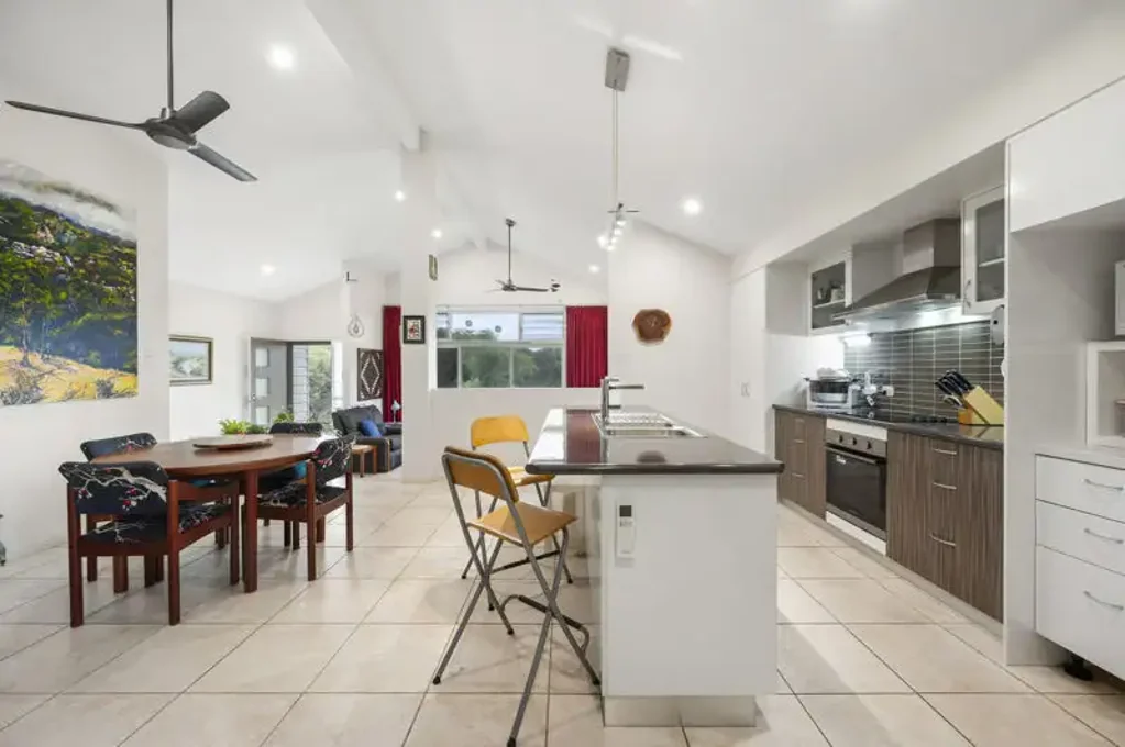 Bellingen 4部屋 Family Home with Comfort