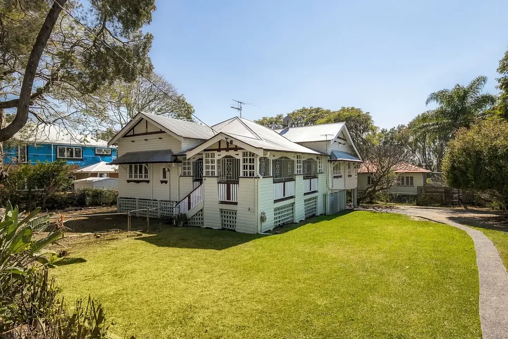 Northgate 4બેડરૂમ A Queenslander of Character. A Block of Possibility.