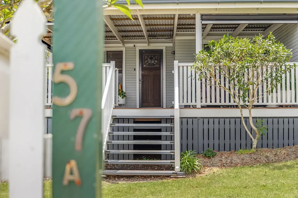 East Toowoomba 3Phòng ngủ Charming East Toowoomba Queenslander - Elevated Views, Timeless Character & Endless Potential