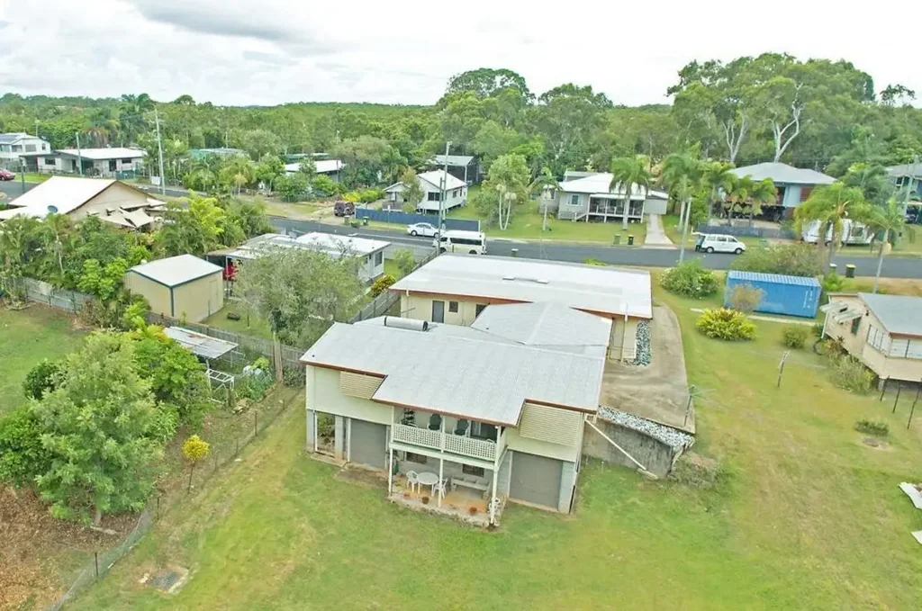 3 Bedroom Unit in Close to Schools