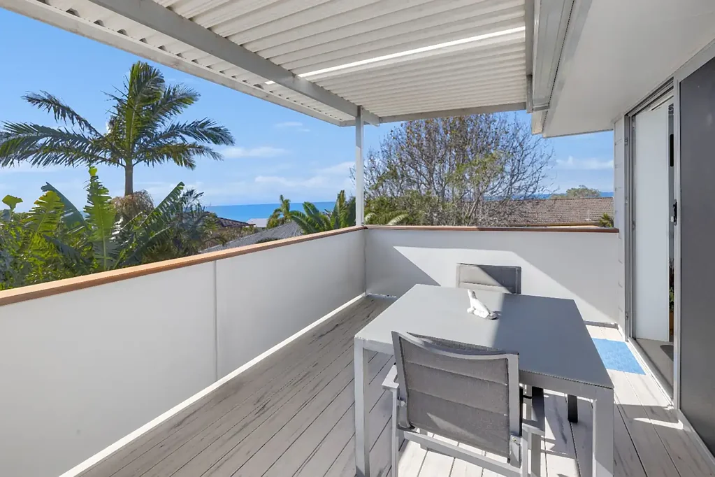 Bonny Hills 4ਬੈੱਡਰੂਮ Coastal Versatility in a Sought-After Headland Location