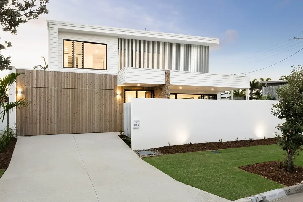 Warana 3Habitaciones Coastal Elegance Meets Modern Design