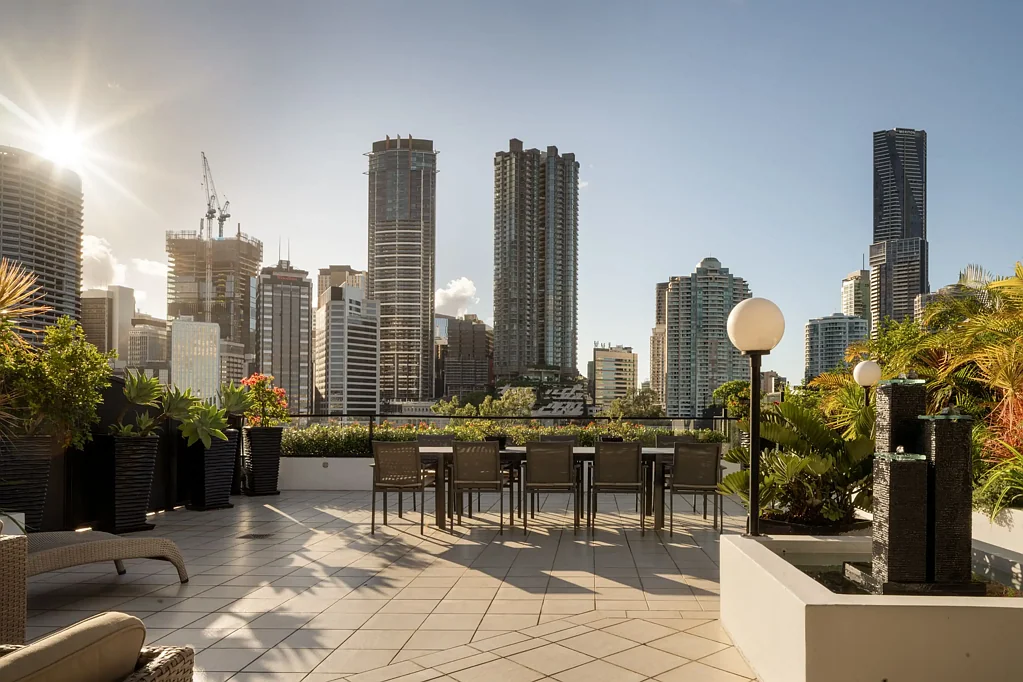 Kangaroo Point 3غرفة نوم Exquisite Penthouse Entertainer - Top Floor Luxury with City, River and Story Bridge Views
