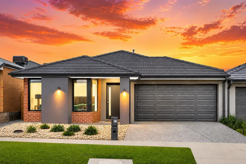 Werribee 4غرفة نوم IDEAL SMSF + 2 LIVINGS + WIP + UNDER BUILDERS WARRANTY + LEASED ALREADY = OPPORTUNITY