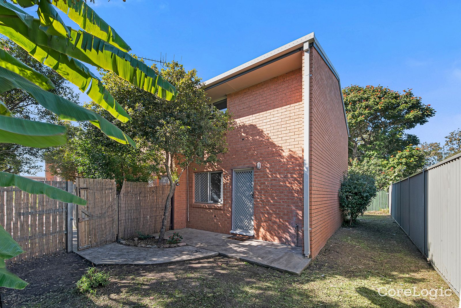 8 CORAL ST, STEIGLITZ QLD 4207, 0部屋, 0バスルーム, Townhouse