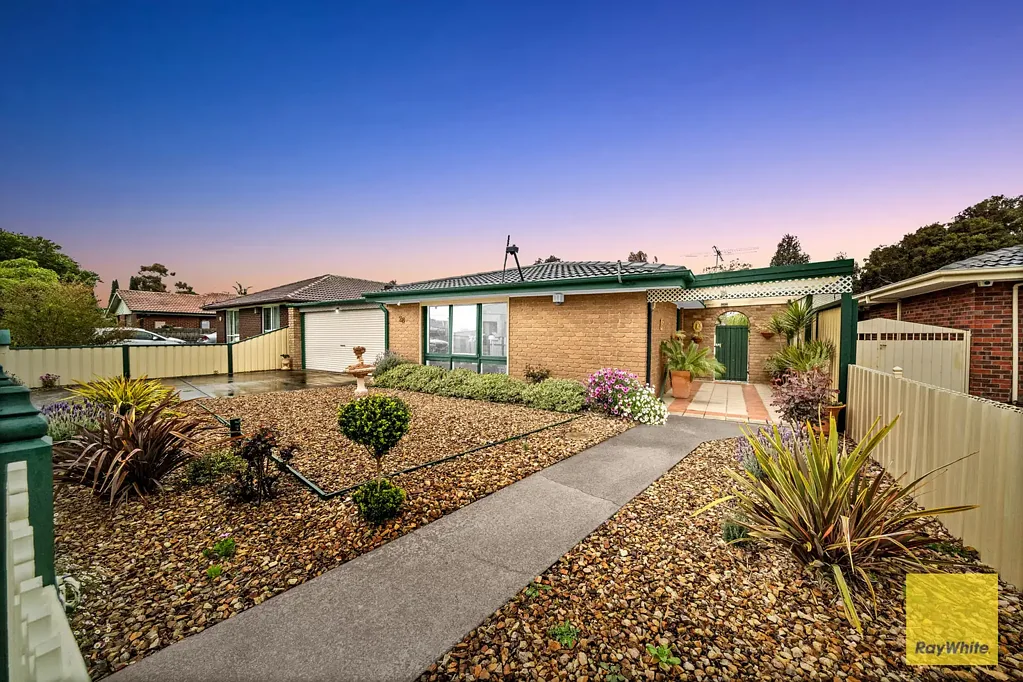 28 Camelot Drive, Albanvale, VIC 3021