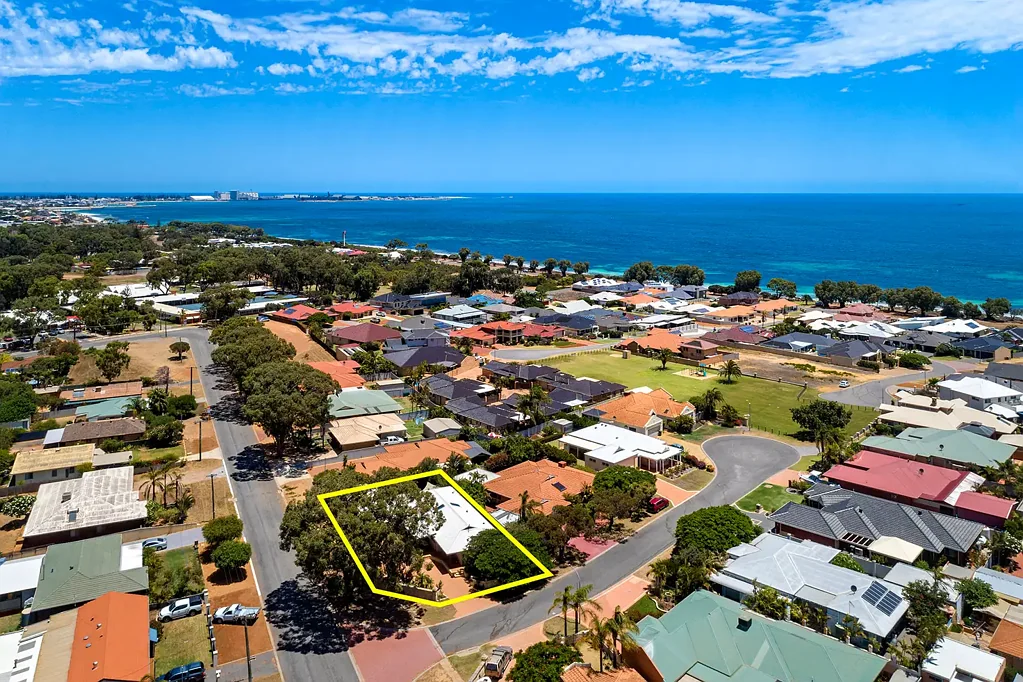 1 Settlers Close, Bluff Point, WA 6530