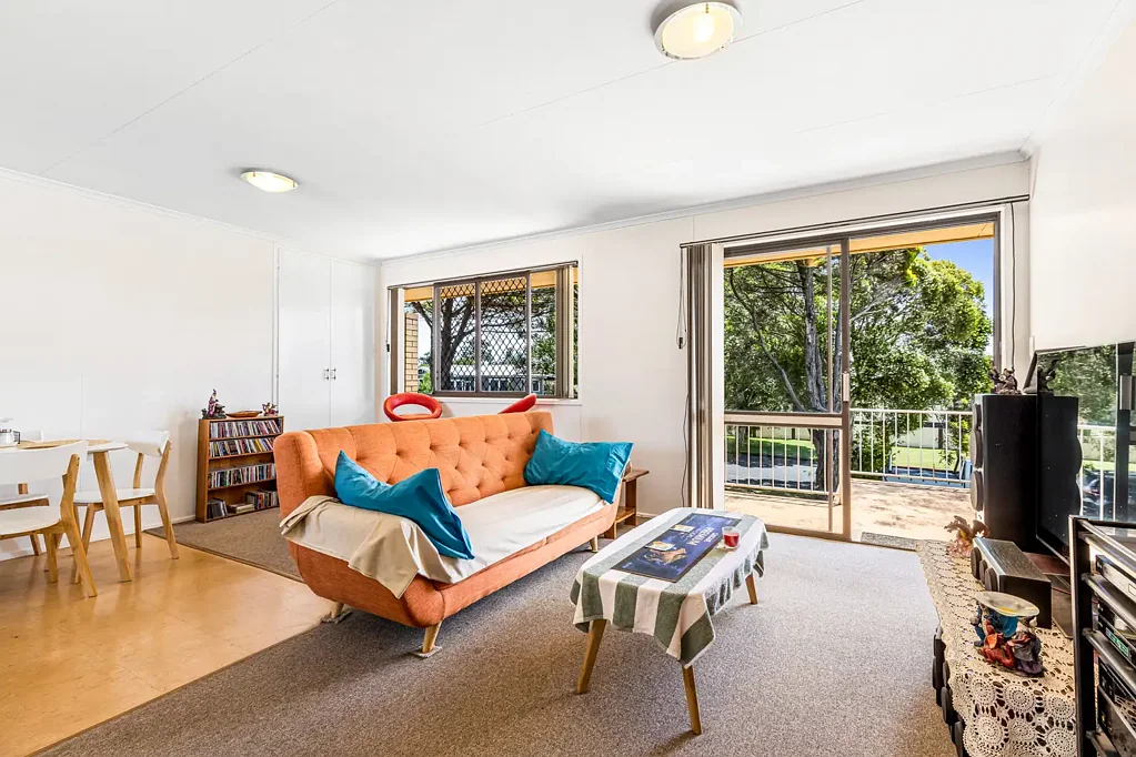 Large 2 Bedroom Unit