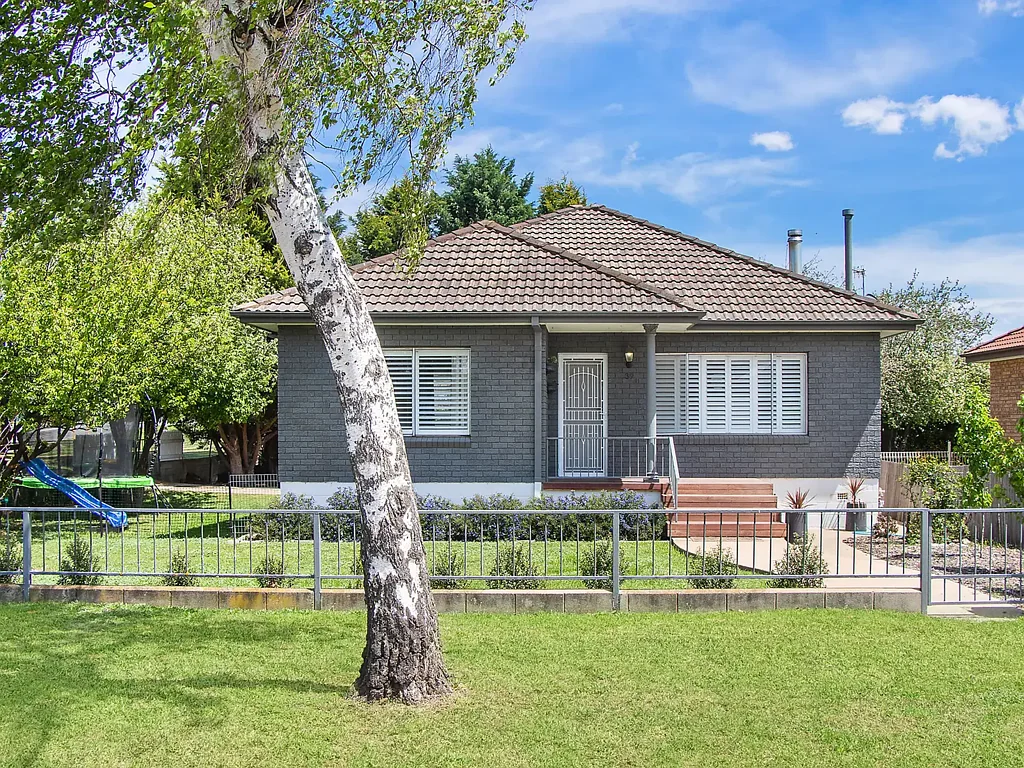 39 Baron Street, Cooma, NSW 2630