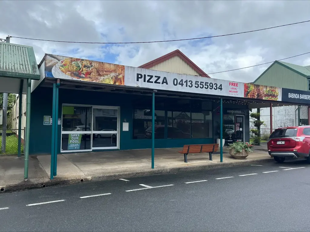 Babinda 4Zimmer Versatile Freehold Opportunity - Retail, Residence & Shed on 1,012m�