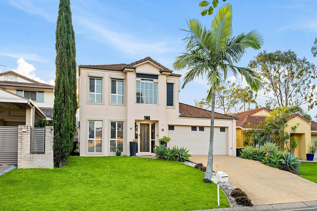 10 Carnegie Close, Forest Lake, QLD 4078