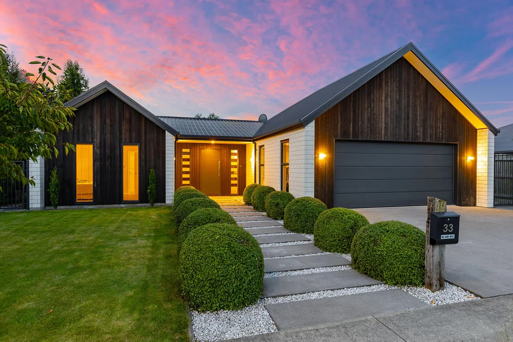 Springlands 4房  The next step is set – this must be sold