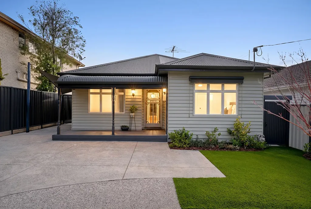 Newport 4ห้องนอน A Forever Family Home in One of Newport's Finest Pockets