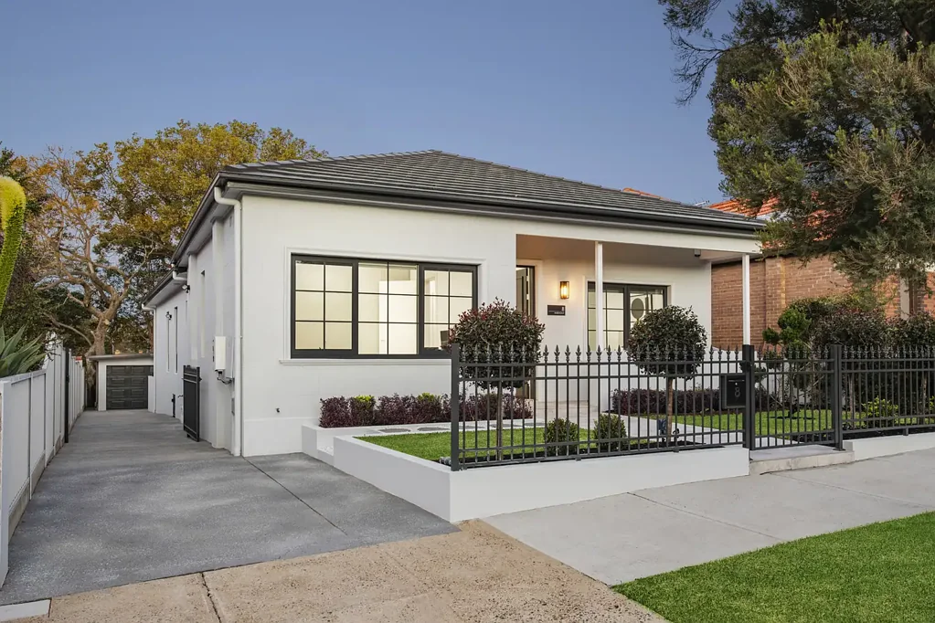 Ashfield 4 Bedroom Prestigious family oasis in premium parkside address