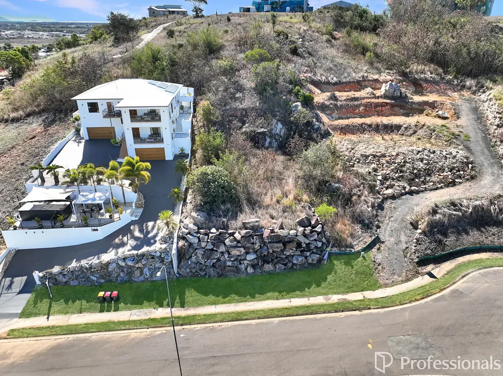 Bowen LIVING ON A HILL IS AFFORDABLE NOW!!!