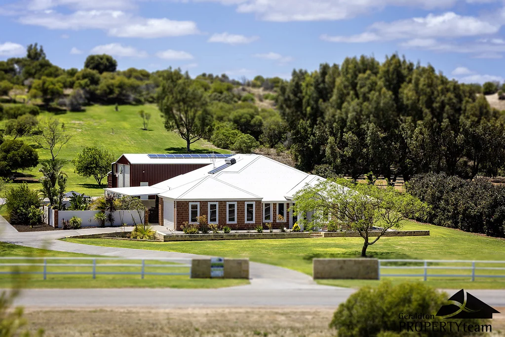 62 Hidden Valley Close, Dongara, WA 6525