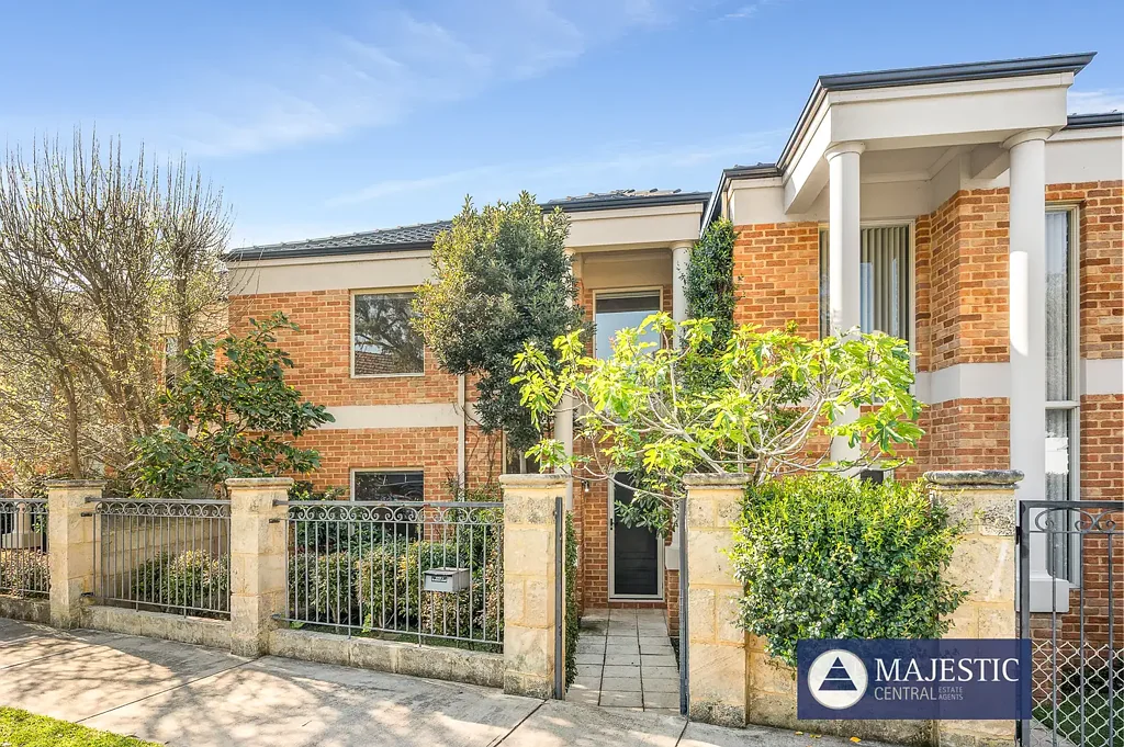 4/52 Simpson Street, Ardross, WA 6153