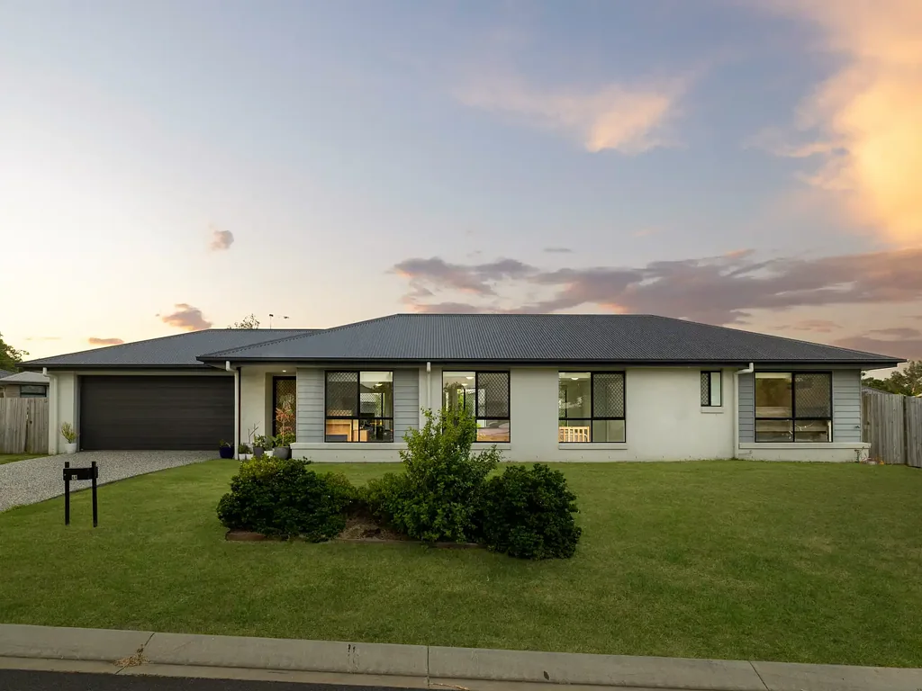 49 Kevin Mulroney Drive, Flinders View, QLD 4305