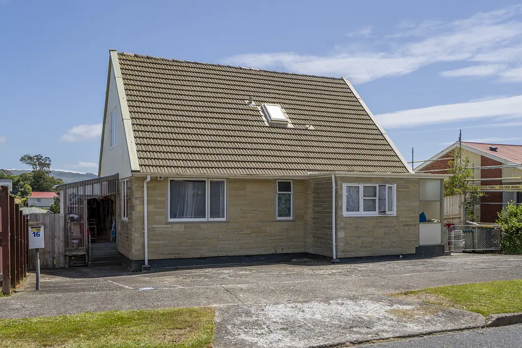 16 Waihora Crescent, Waitangirua, Porirua, Wellington