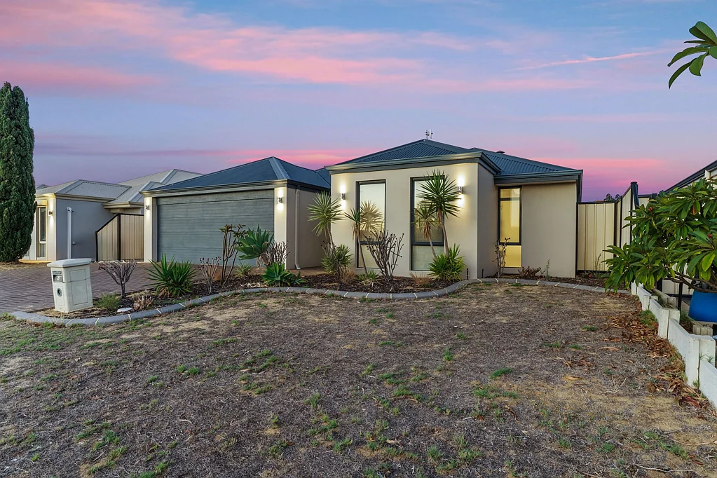 6 Henson Way, Clarkson, WA 6030