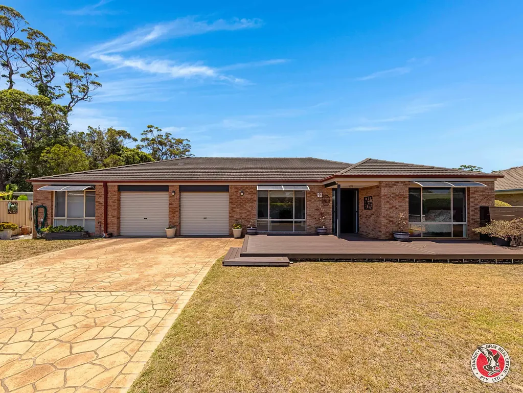 9 Woolabar Drive, Broulee, NSW 2537