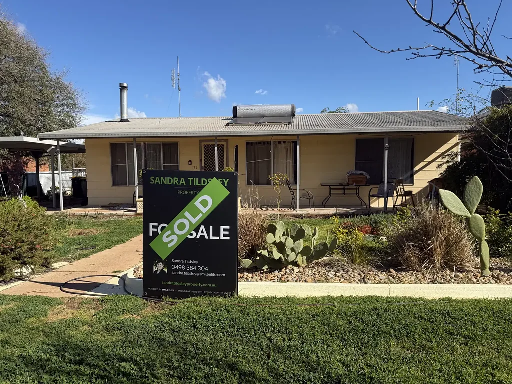 21 Page Street, Parkes, NSW 2870