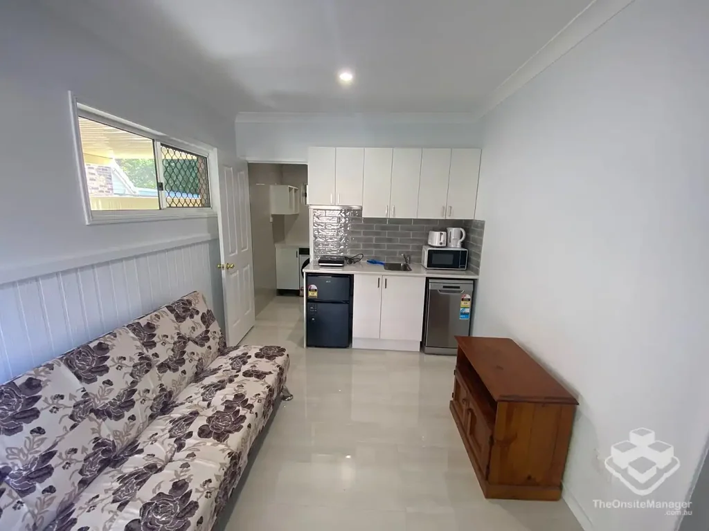 Fully Furnished & All Bills Included! Modern 1-Bed + Study Granny Flat