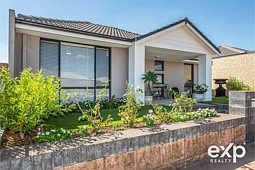 11 Pegus Meander, South Yunderup