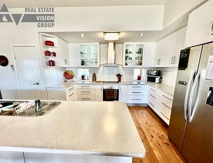 12C Edgewood Dr, Emerald, QLD 4720, 4 ਕਮਰੇ, 3 ਬਾਥਰੂਮ, House
