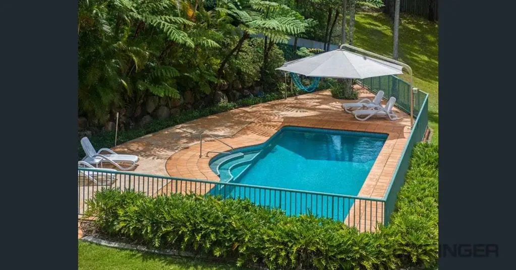 PRIVATE TROPICAL CURRUMBIN SANCTUARY