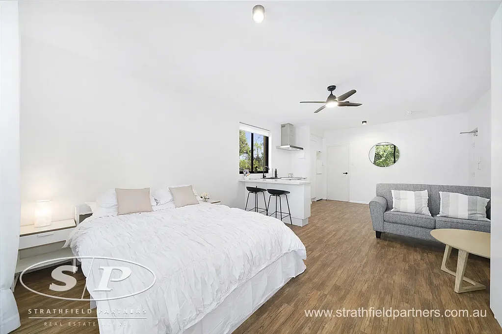 FULLY FURNISHED STUDIO WITH BALCONY