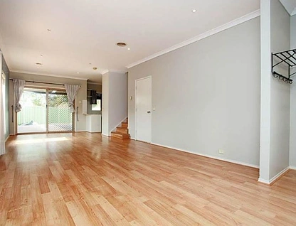 20/14 Mickleton Grove, Point Cook, South West Melbourne, 3 कमरे, 2 बाथरूम, Unit