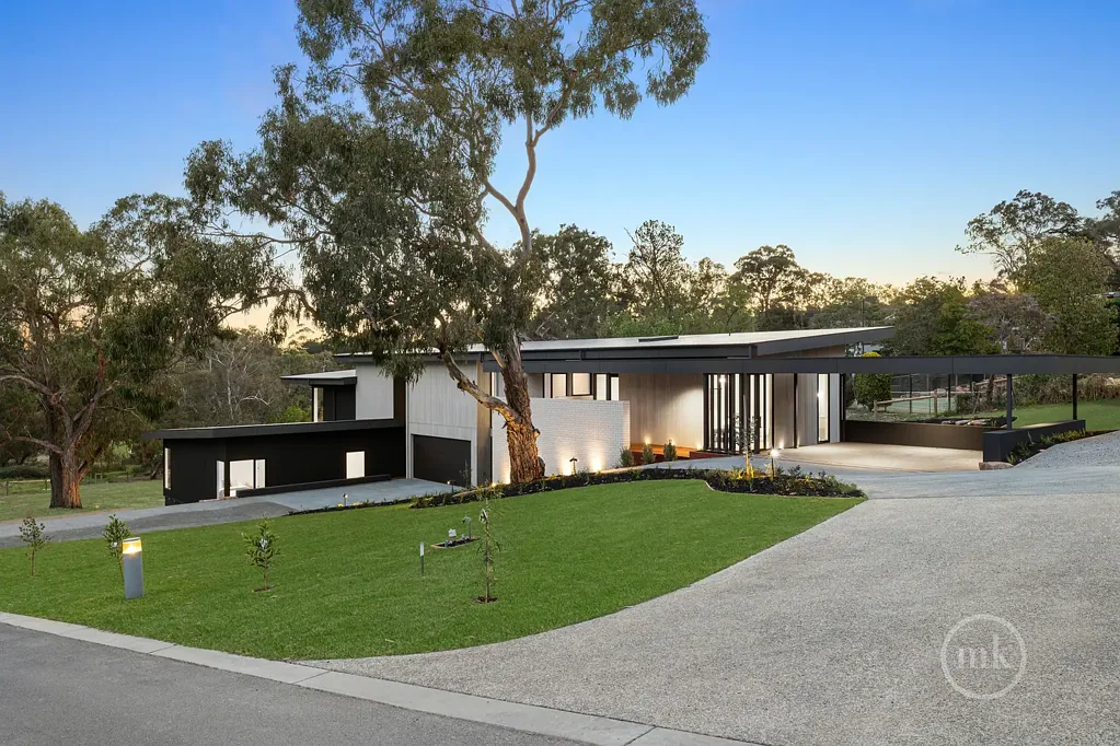 Lower Plenty 5ਬੈੱਡਰੂਮ Innovative Design and Family Living At Its Finest!