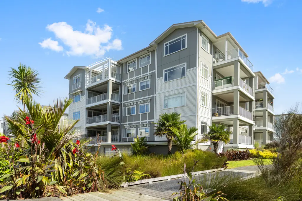 Orewa 2Moenga Relaxed apartment living with scenic reserve views