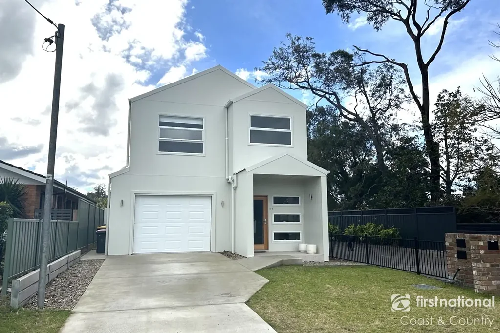 Stunning Brand New Home in Tranquil Shoalhaven Heads