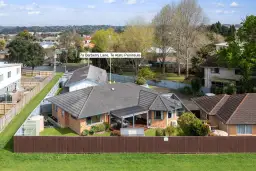 7a Barberry Lane, Te Atatu Peninsula