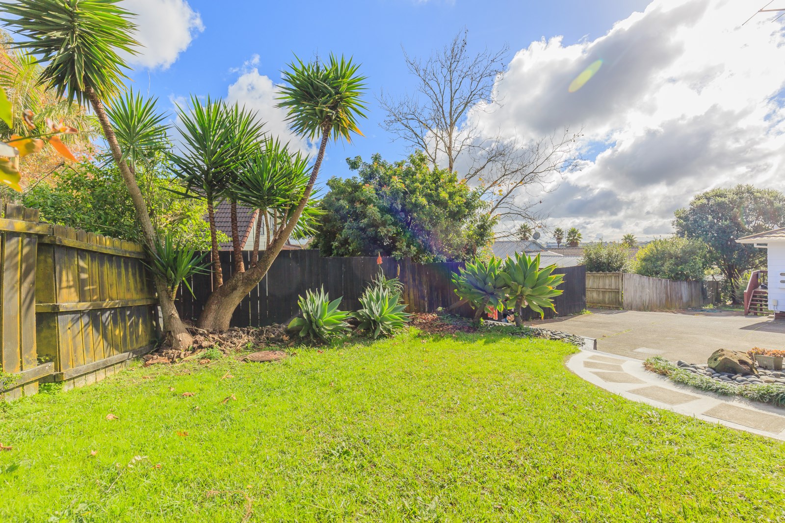 1/16 Caribbean Drive, Unsworth Heights, Auckland - North Shore, 3 phòng ngủ, 1 phòng tắm